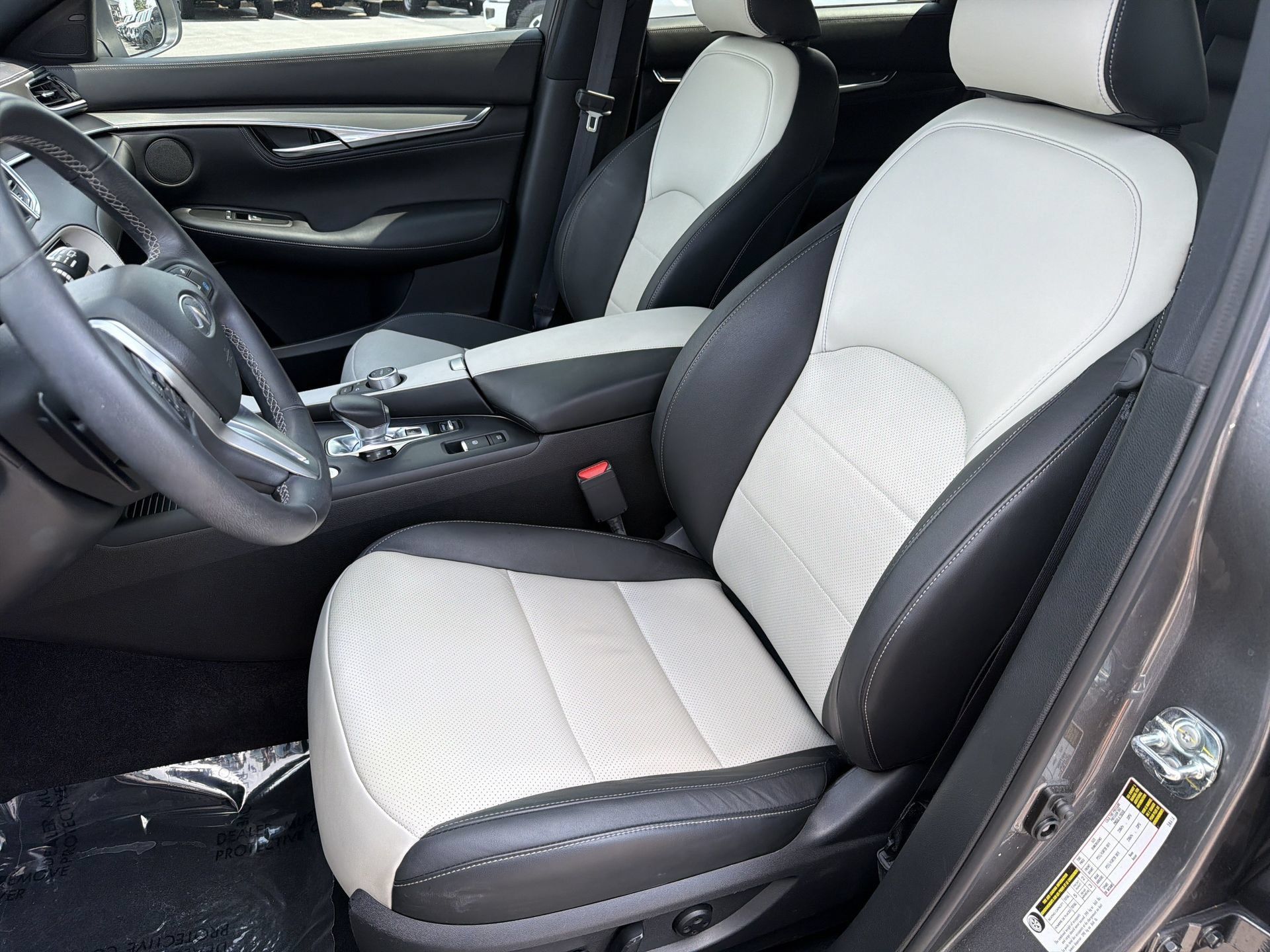 Used 2023 INFINITI QX55 Luxe w/ Cargo Package AWD/4WD image 19