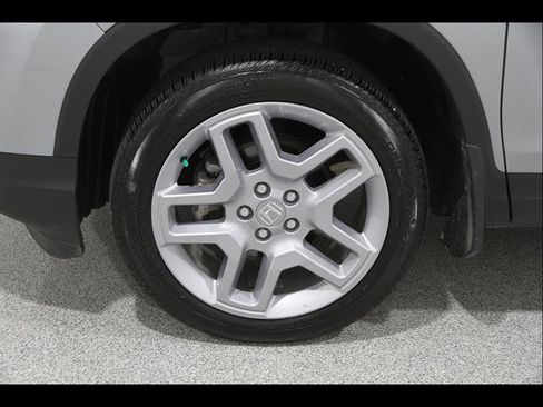 Used 2024 Honda Passport EX-L image 21