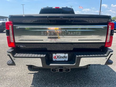New 2025 Ford F350 King Ranch w/ Chrome Package image 32