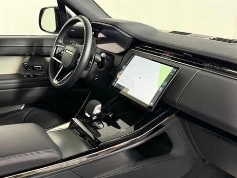 Used 2025 Land Rover Range Rover Sport SE AWD/4WD image 31