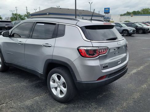 Used 2020 Jeep Compass Latitude w/ Cold Weather Group AWD/4WD image 4
