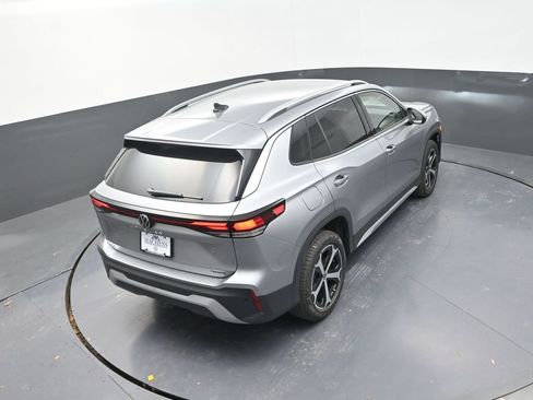 New 2026 Volkswagen Tiguan SE AWD/4WD image 19