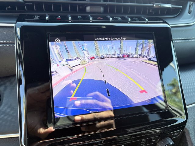 Certified 2025 Jeep Grand Cherokee Altitude AWD/4WD image 18
