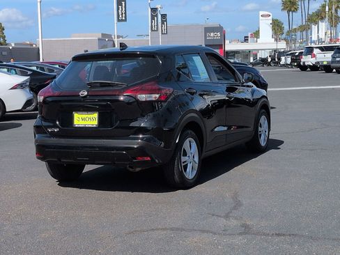 Certified 2024 Nissan Kicks S image 8