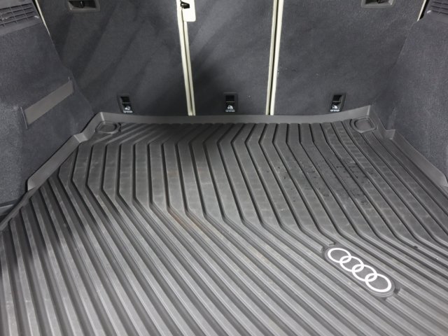 Certified 2025 Audi Q5 Premium w/ Convenience Package AWD/4WD image 25