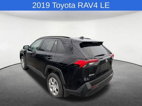Used 2019 Toyota RAV4 LE w/ All Weather Liner Package AWD/4WD image 12