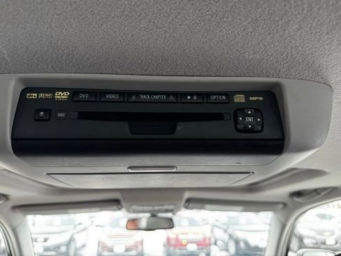 Used 2010 Toyota Highlander Limited image 11