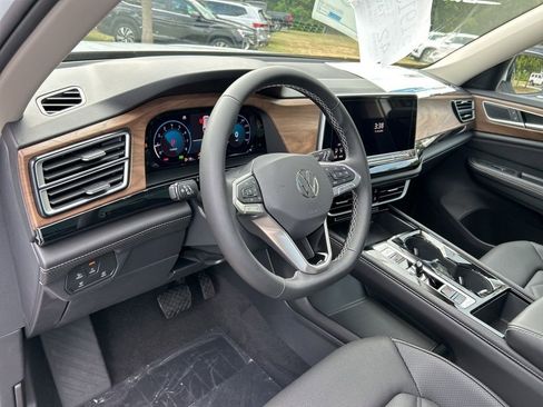 New 2026 Volkswagen Atlas SE image 23