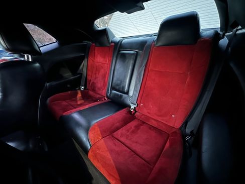 Used 2016 Dodge Challenger R/T Plus image 17