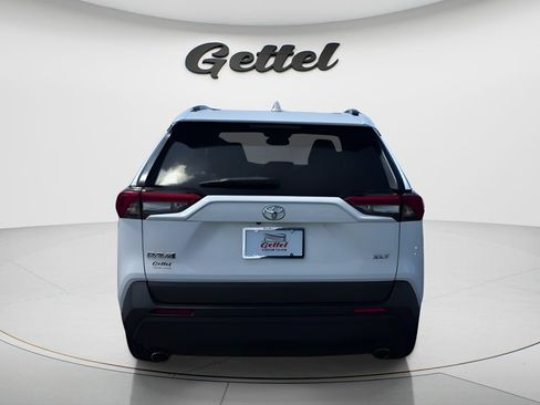 Used 2024 Toyota RAV4 XLE FWD image 6