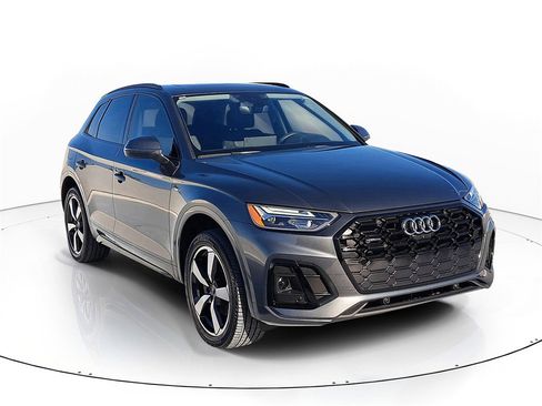 Certified 2023 Audi Q5 2.0T Premium Plus w/ Premium Plus Package image 1