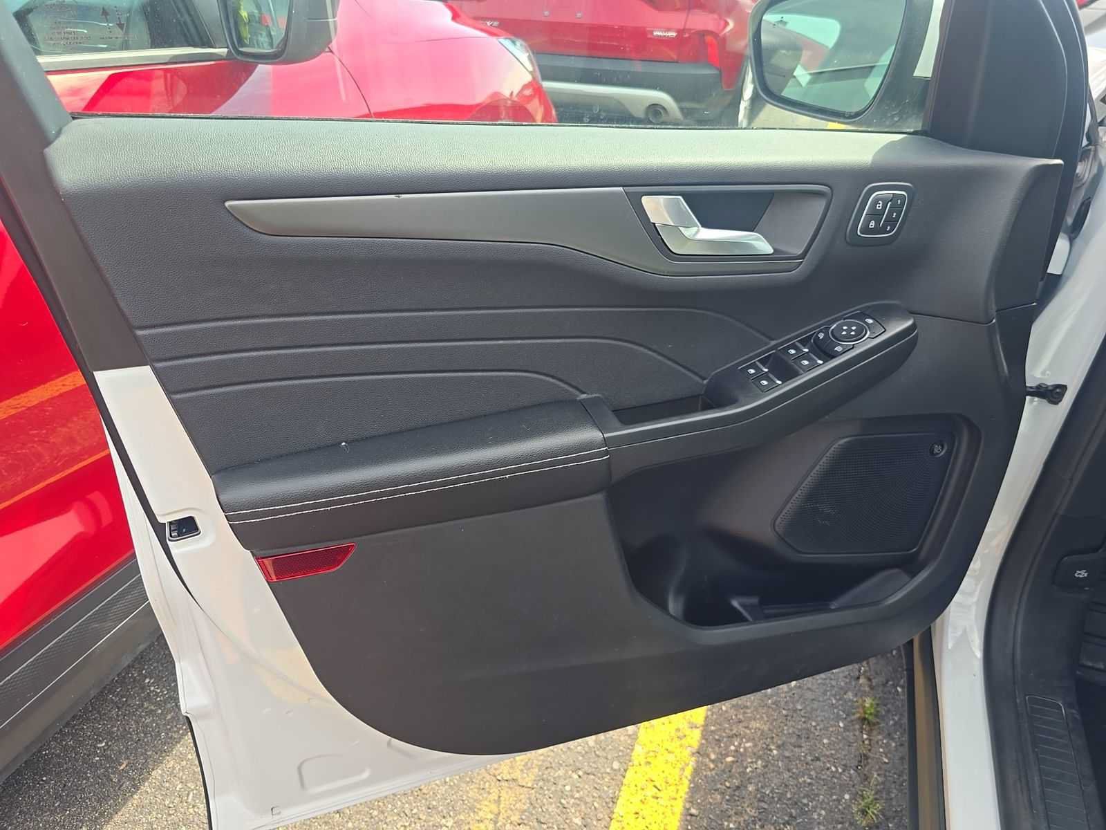 Used 2023 Ford Escape Active w/ Tech Pack #2 AWD/4WD image 14