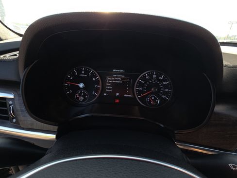 Used 2020 Kia Telluride SX w/ SX Prestige Package AWD/4WD image 9