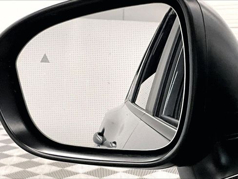 New 2025 Nissan Rogue S image 54