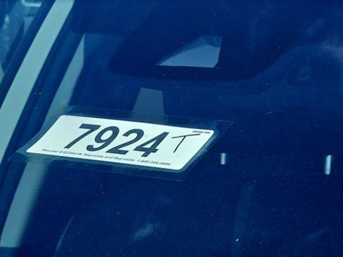 Used 2020 Toyota Camry SE FWD image 32