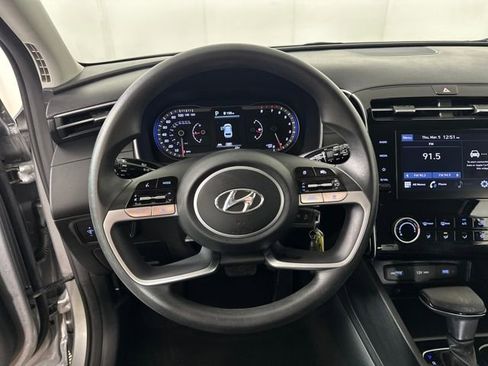 Certified 2023 Hyundai Tucson SE image 21