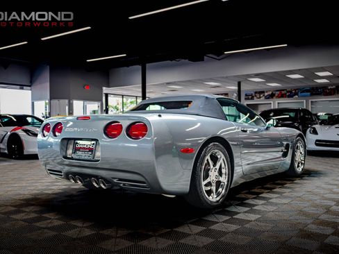 Used 2004 Chevrolet Corvette Convertible w/ Preferred Equipment Group RWD image 62