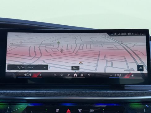 Used 2023 BMW 740i image 65