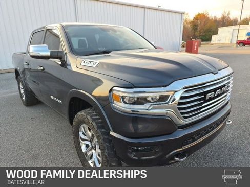 Used 2021 RAM 1500 Limited image 1