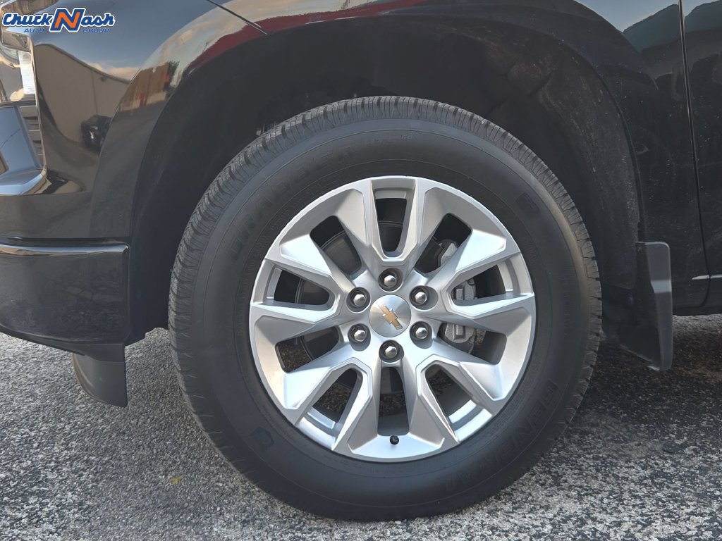 Used 2025 Chevrolet Silverado 1500 Custom RWD image 10