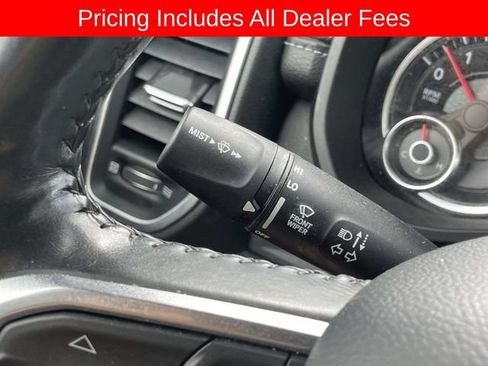 Used 2019 RAM 1500 Laramie AWD/4WD image 30