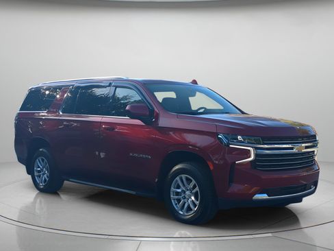 Used 2021 Chevrolet Suburban LT RWD image 38