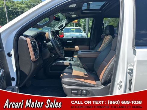 Used 2022 Chevrolet Silverado 1500 High Country w/ Technology Package AWD/4WD image 18