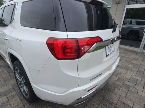 Used 2018 GMC Acadia Denali w/ Technology Package AWD/4WD image 38
