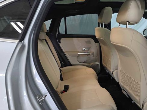 Certified 2026 Mercedes-Benz GLA 250 4MATIC image 12