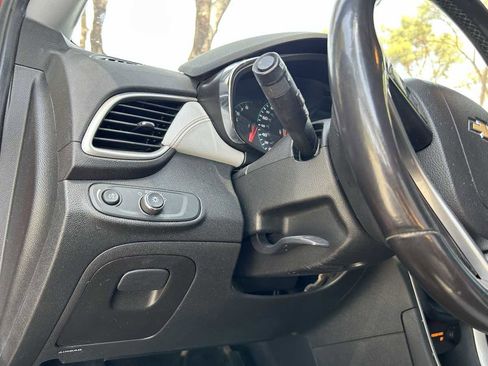 Used 2019 Chevrolet Trax LT w/ Driver Confidence Package image 16