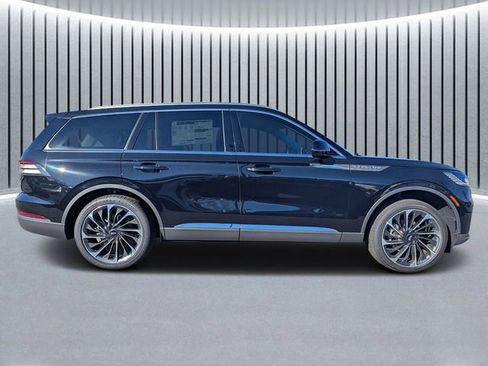 New 2025 Lincoln Aviator Reserve w/ Equipment Group 201A image 2