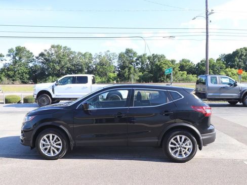 Used 2022 Nissan Rogue Sport S FWD image 5