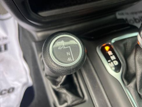 Used 2020 Jeep Wrangler Unlimited Sport image 20