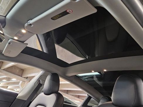 Used 2021 Tesla Model 3 Standard Range Plus RWD image 15