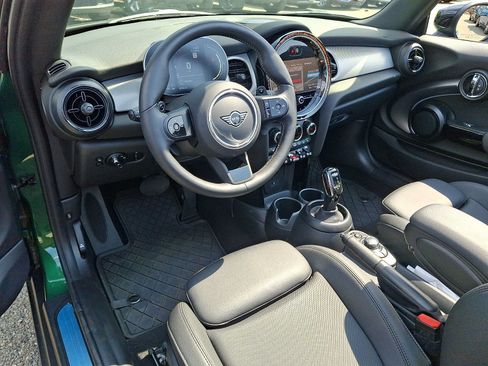 Used 2024 MINI Cooper S FWD image 9