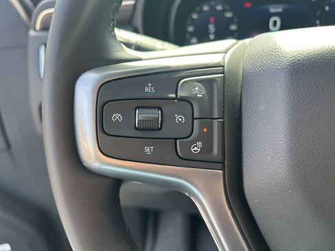 Used 2024 Chevrolet Suburban Z71 w/ Luxury Package image 22