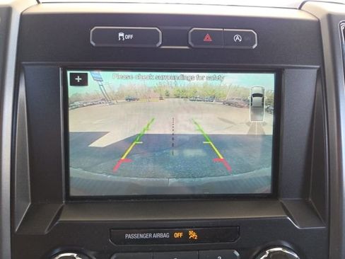 Used 2018 Ford F150 XLT w/ Equipment Group 302A Luxury AWD/4WD image 12
