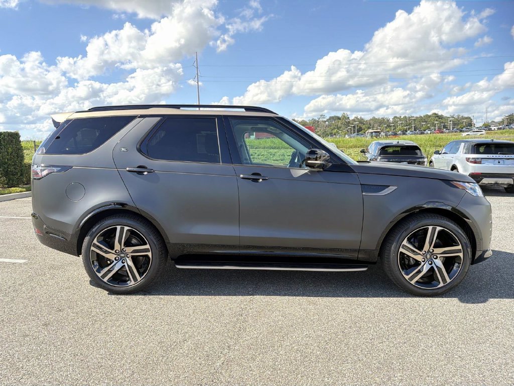 New 2026 Land Rover Discovery Limited Edition AWD/4WD image 6