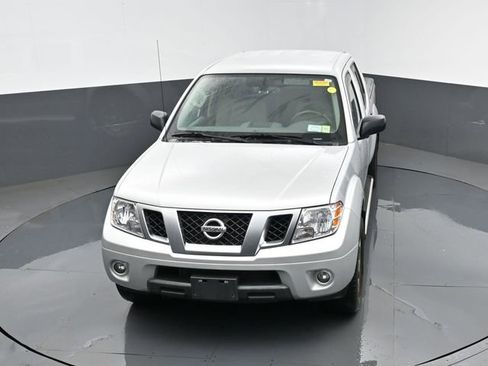 Used 2021 Nissan Frontier SV image 19