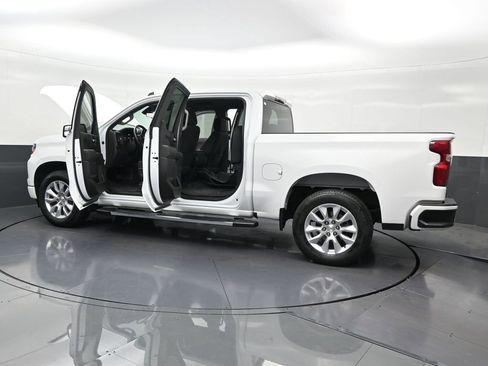 Used 2024 Chevrolet Silverado 1500 Custom image 34