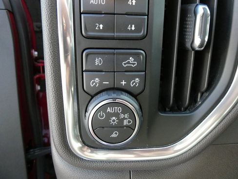 Used 2019 Chevrolet Silverado 1500 LTZ w/ LTZ Plus Package image 27