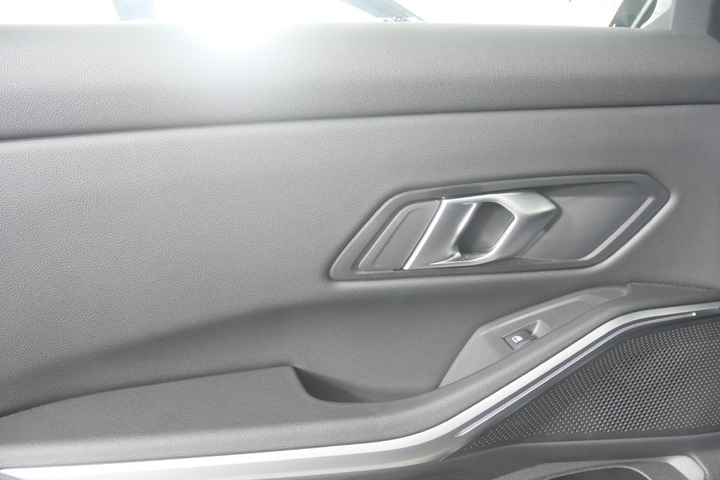 Certified 2026 BMW 330i Sedan RWD image 14