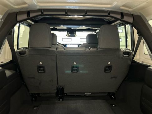 New 2026 Jeep Wrangler Sport S image 32