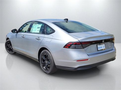 New 2025 Honda Accord SE image 6