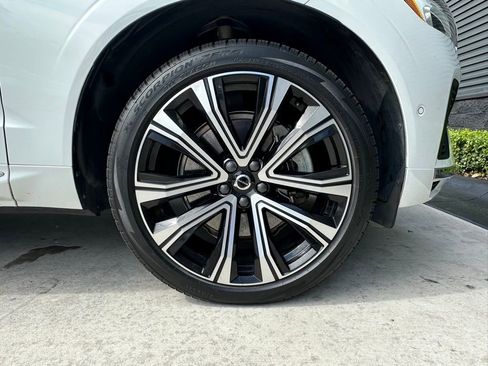 Used 2023 Volvo XC60 T8 Ultimate image 15