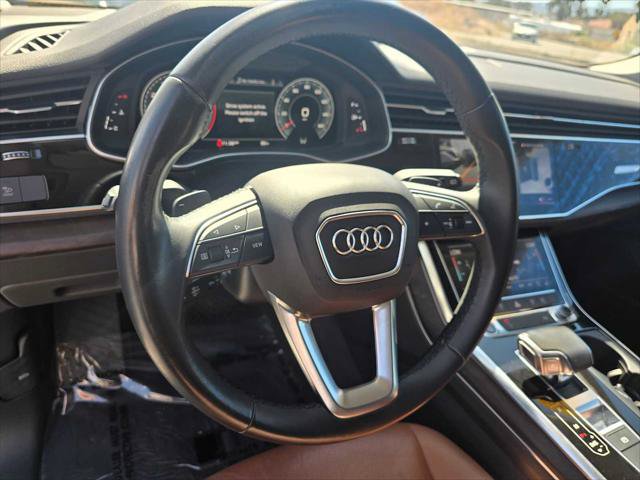 Used 2022 Audi Q8 Premium Plus AWD/4WD image 25