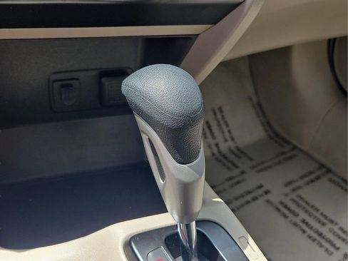 Used 2012 Honda Civic LX image 17