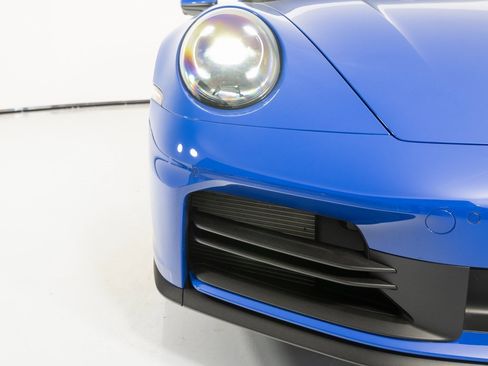 Certified 2025 Porsche 911 Carrera image 15