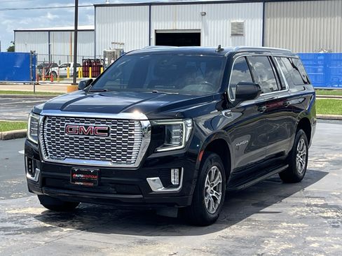 Used 2021 GMC Yukon XL SLE RWD image 5
