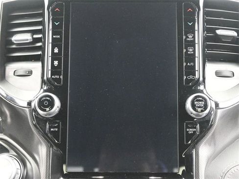 Used 2024 RAM 1500 Limited w/ Body Color Bumper Group image 26